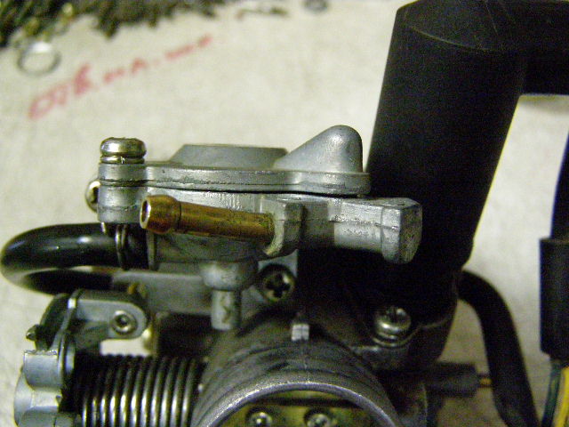 Типичнная неисправность мотокарбюратора Кейхин - течет ускорительный насос. Квадроцикл Казума.